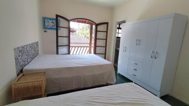 Casa de férias Casa Com 6 Suites, Piscina E Estacionamento *